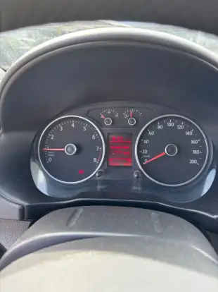 VOLKSWAGEN-GOL-2014