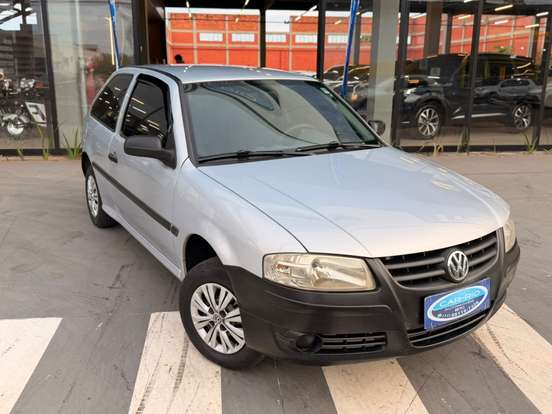 VOLKSWAGEN-GOL-2005