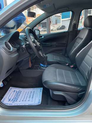 VOLKSWAGEN-GOL-2012