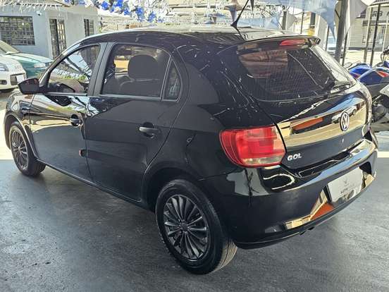 VOLKSWAGEN-GOL-2013