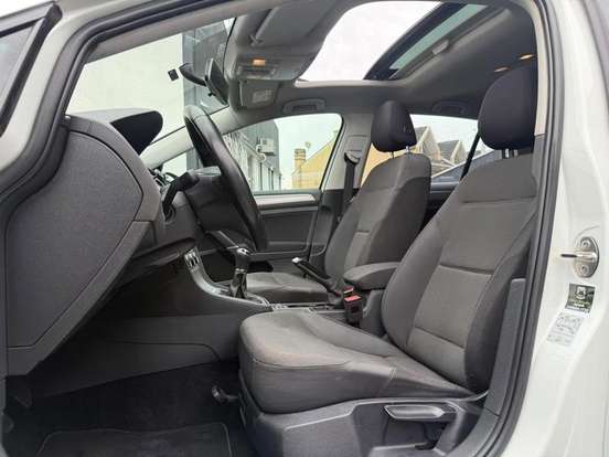 VOLKSWAGEN-GOLF-1.0 TSI COMFORTLINE 12V TOTAL FLEX 4P MANUAL VOLKSWAGEN-GOLF-2017