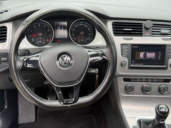 VOLKSWAGEN-GOLF-1.0 TSI COMFORTLINE 12V TOTAL FLEX 4P MANUAL VOLKSWAGEN-GOLF-2017