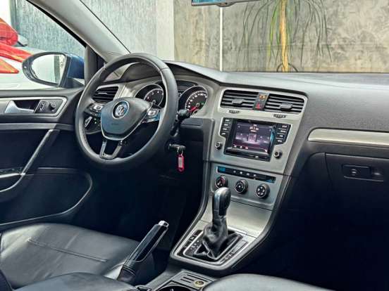 VOLKSWAGEN-GOLF-1.4 TSI COMFORTLINE 16V GASOLINA 4P AUTOMÁTICO VOLKSWAGEN-GOLF-2014