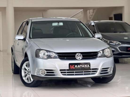 VOLKSWAGEN-GOLF-2011