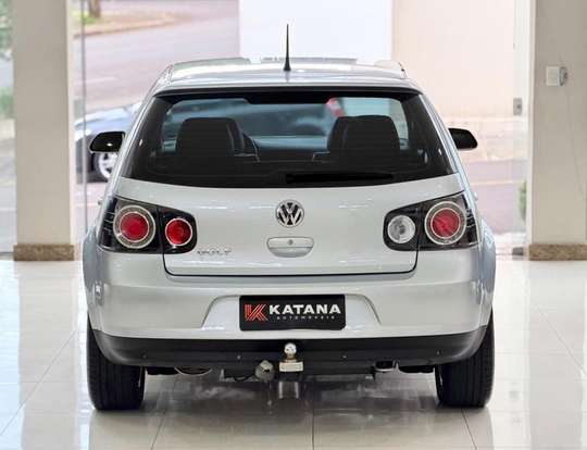 VOLKSWAGEN-GOLF-2011