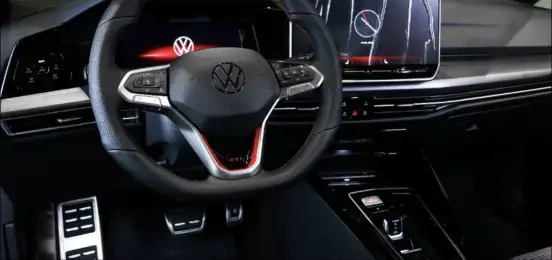 VOLKSWAGEN-GOLF-2026