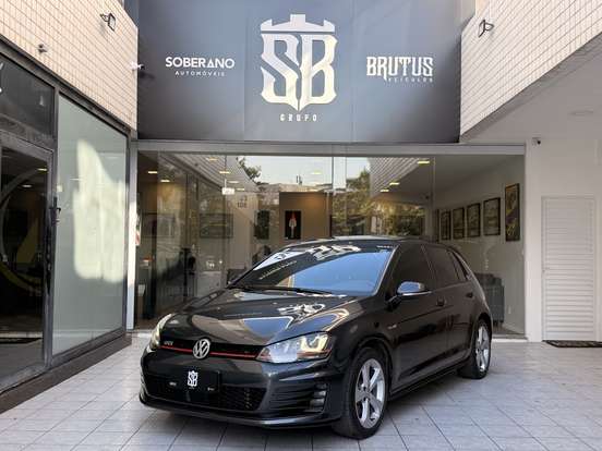 VOLKSWAGEN-GOLF-2015