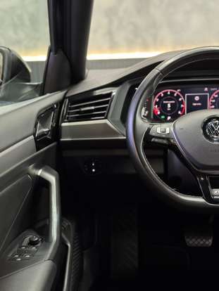 VOLKSWAGEN-JETTA-1.4 250 TSI TOTAL FLEX R-LINE TIPTRONIC VOLKSWAGEN-JETTA-2019
