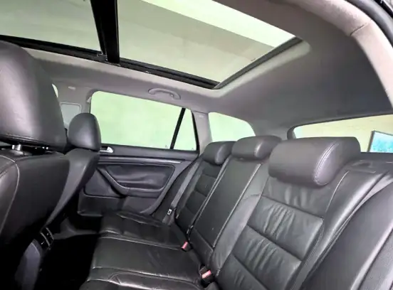 VOLKSWAGEN-JETTA-2.5 I VARIANT 20V 170CV GASOLINA 4P TIPTRONIC VOLKSWAGEN-JETTA-2011
