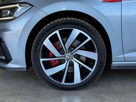 VOLKSWAGEN-JETTA-2.0 350 TSI GASOLINA GLI DSG VOLKSWAGEN-JETTA-2019