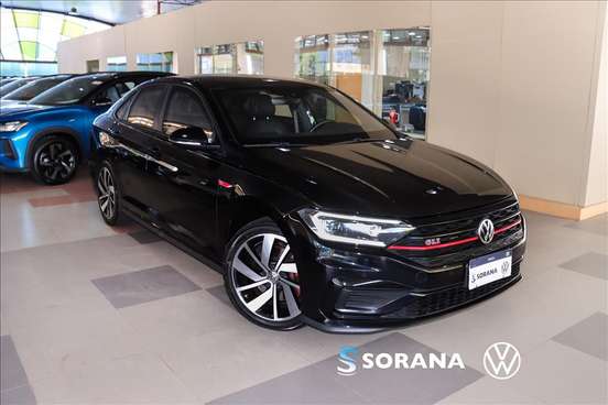 VOLKSWAGEN-JETTA-2020