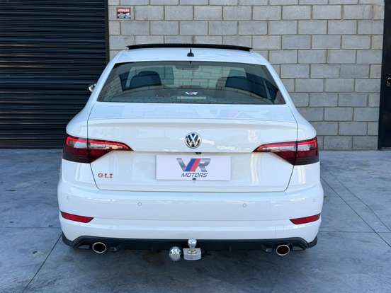 VOLKSWAGEN-JETTA-2.0 350 TSI GASOLINA GLI DSG VOLKSWAGEN-JETTA-2019