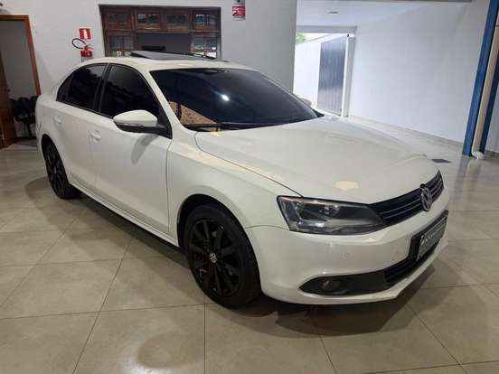 VOLKSWAGEN-JETTA-2.0 COMFORTLINE FLEX 4P TIPTRONIC VOLKSWAGEN-JETTA-2014
