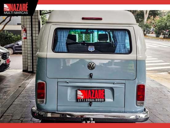 VOLKSWAGEN-KOMBI-2012