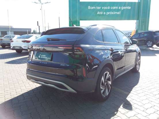 VOLKSWAGEN-NIVUS-1.0 200 TSI TOTAL FLEX HIGHLINE AUTOMÁTICO VOLKSWAGEN-NIVUS-2025