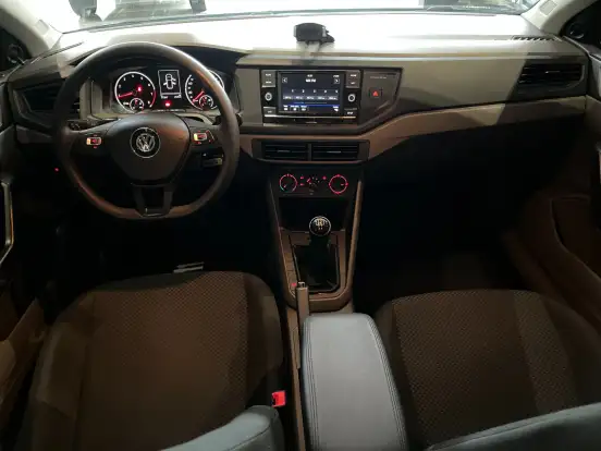 VOLKSWAGEN-POLO-1.6 MSI TOTAL FLEX MANUAL VOLKSWAGEN-POLO-2017