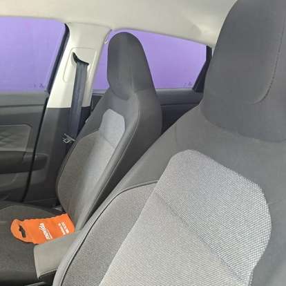 VOLKSWAGEN-POLO-2023