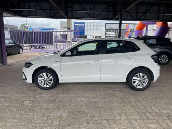 VOLKSWAGEN-POLO-1.0 170 TSI COMFORTLINE AUTOMÁTICO VOLKSWAGEN-POLO-2024