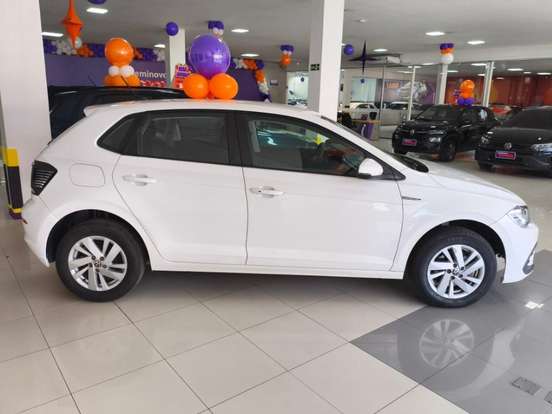 VOLKSWAGEN-POLO-1.0 170 TSI COMFORTLINE AUTOMÁTICO VOLKSWAGEN-POLO-2023
