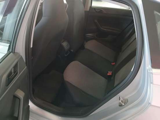 VOLKSWAGEN-POLO-1.0 170 TSI COMFORTLINE AUTOMÁTICO VOLKSWAGEN-POLO-2024