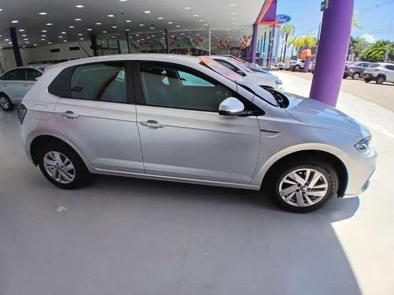 VOLKSWAGEN-POLO-2024