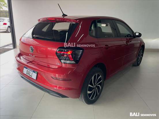 VOLKSWAGEN-POLO-1.0 170 TSI HIGHLINE AUTOMÁTICO VOLKSWAGEN-POLO-2024