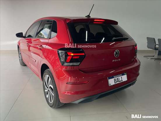 VOLKSWAGEN-POLO-1.0 170 TSI HIGHLINE AUTOMÁTICO VOLKSWAGEN-POLO-2024
