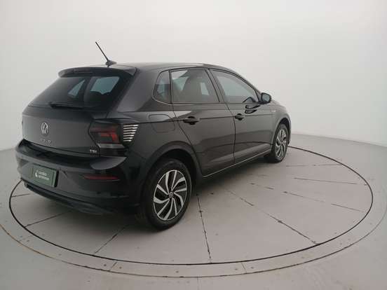 VOLKSWAGEN-POLO-2024