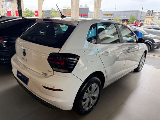 VOLKSWAGEN-POLO-2026