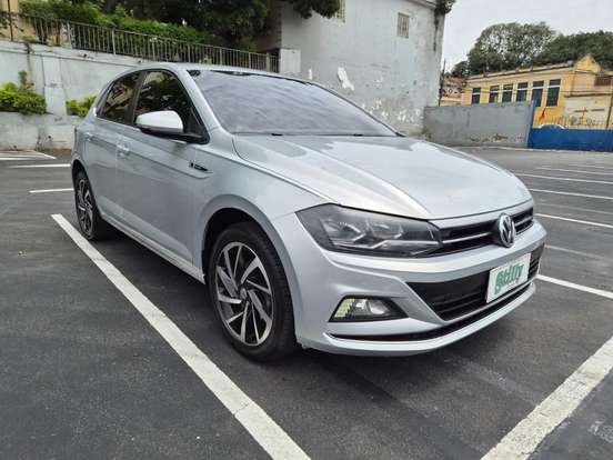 VOLKSWAGEN-POLO-2019