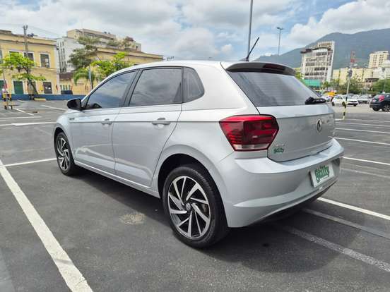 VOLKSWAGEN-POLO-1.0 200 TSI HIGHLINE AUTOMÁTICO VOLKSWAGEN-POLO-2019