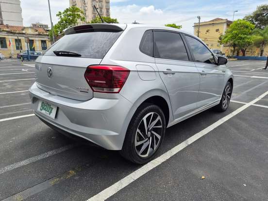 VOLKSWAGEN-POLO-1.0 200 TSI HIGHLINE AUTOMÁTICO VOLKSWAGEN-POLO-2019