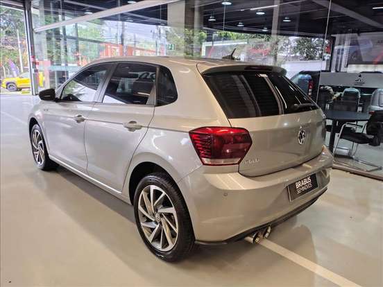 VOLKSWAGEN-POLO-2019