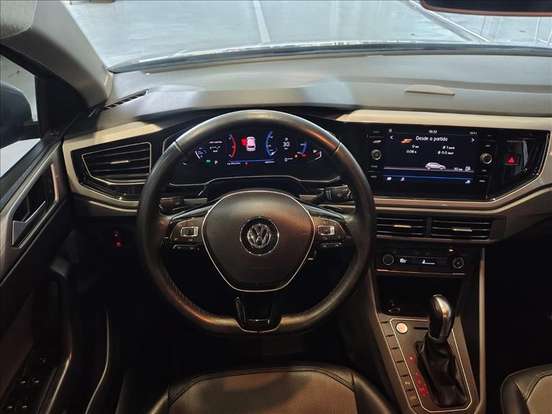 VOLKSWAGEN-POLO-2019