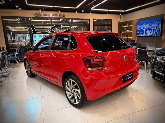 VOLKSWAGEN-POLO-1.0 200 TSI HIGHLINE AUTOMÁTICO VOLKSWAGEN-POLO-2019