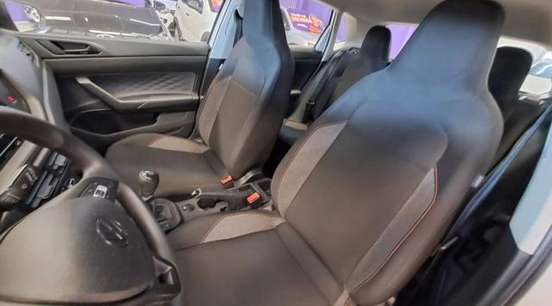 VOLKSWAGEN-POLO-2024