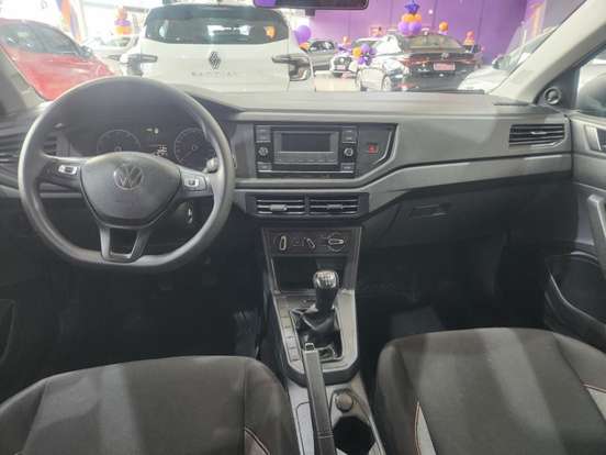 VOLKSWAGEN-POLO-2024