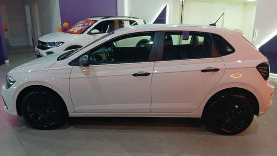 VOLKSWAGEN-POLO-2024