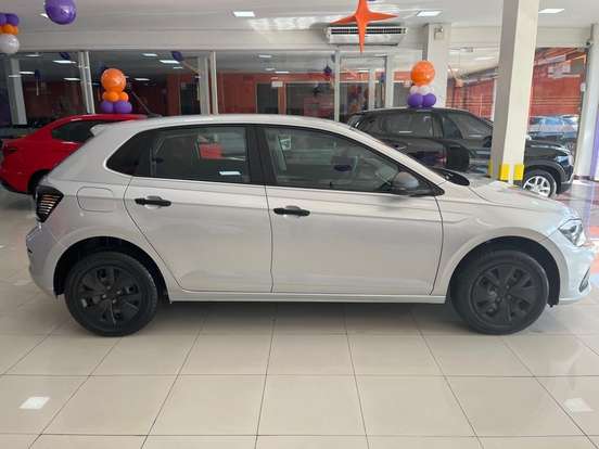 VOLKSWAGEN-POLO-2024