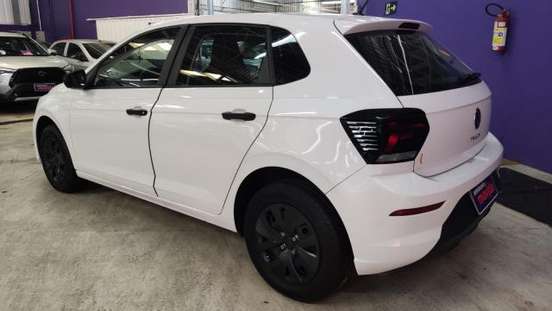 VOLKSWAGEN-POLO-2024