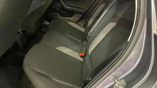 VOLKSWAGEN-POLO-2024