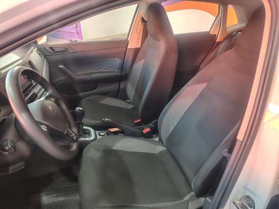 VOLKSWAGEN-POLO-2024