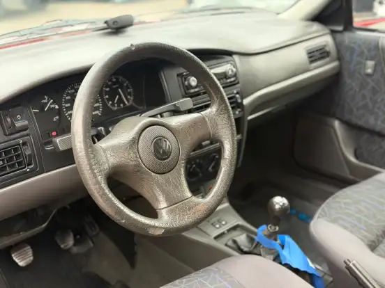 VOLKSWAGEN-SANTANA-1997