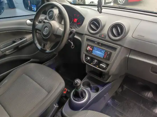 VOLKSWAGEN-SAVEIRO-2014