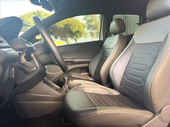 VOLKSWAGEN-SAVEIRO-2025