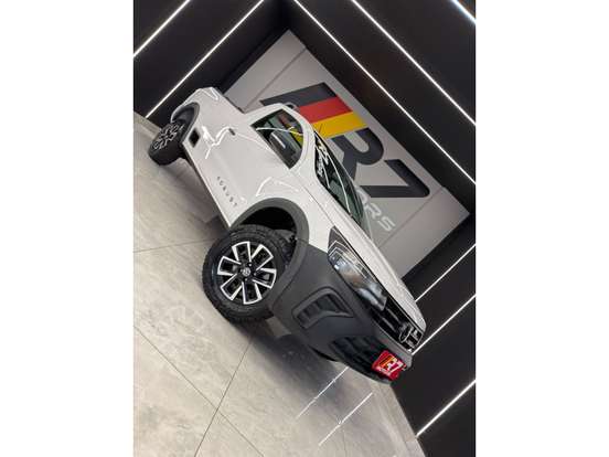 VOLKSWAGEN-SAVEIRO-2025