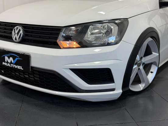 VOLKSWAGEN-SAVEIRO-2021