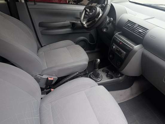 VOLKSWAGEN-SPACEFOX-2008