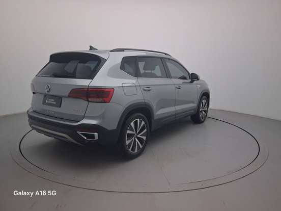 VOLKSWAGEN-TAOS-1.4 250 TSI TOTAL FLEX COMFORTLINE AUTOMÁTICO VOLKSWAGEN-TAOS-2024