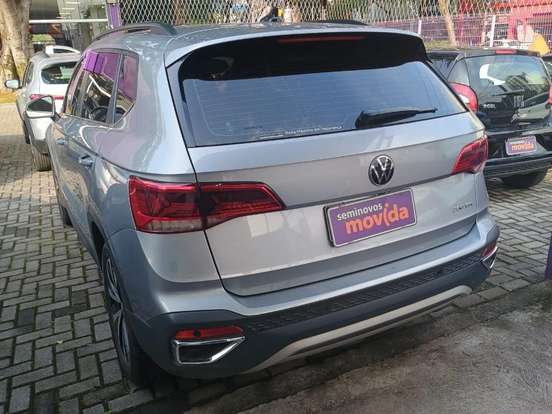 VOLKSWAGEN-TAOS-2025